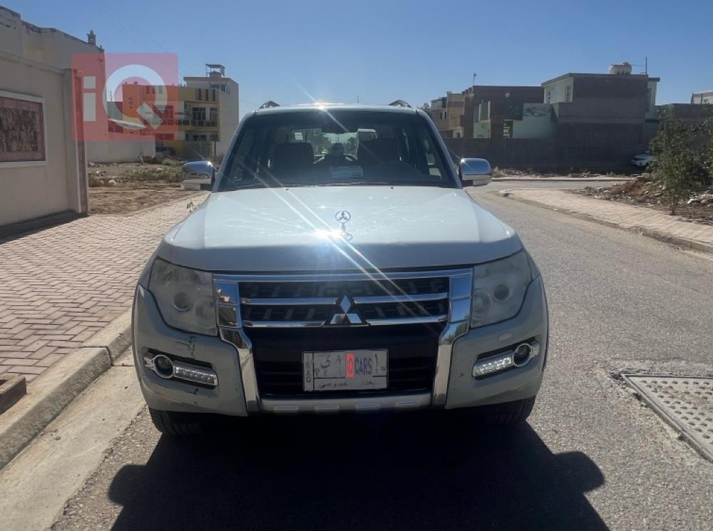 ميتسوبيشي باجيرو